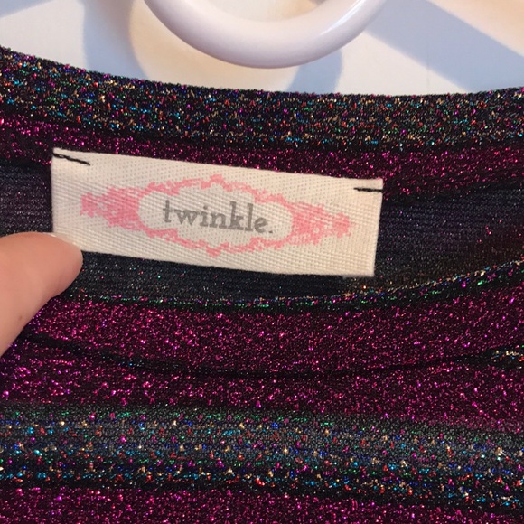 Pink striped sheer cropped top. - Picture 4 of 6